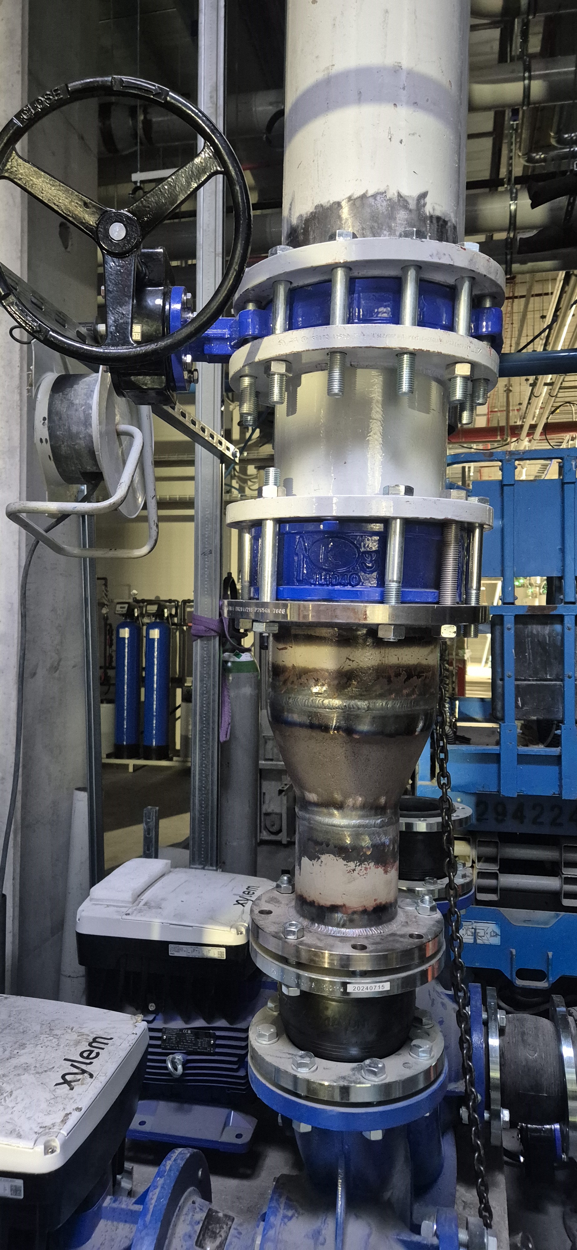 Zdjęcie przedstawiające zlecenie 'Instalacja wody lodowej dla producenta sprzętu medycznego Nemera Szczecin'