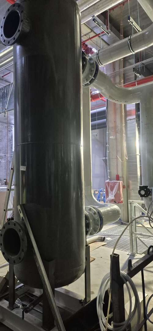 Zdjęcie przedstawiające zlecenie 'Instalacja wody lodowej dla producenta sprzętu medycznego Nemera Szczecin'