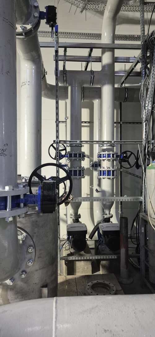 Zdjęcie przedstawiające zlecenie 'Instalacja wody lodowej dla producenta sprzętu medycznego Nemera Szczecin'